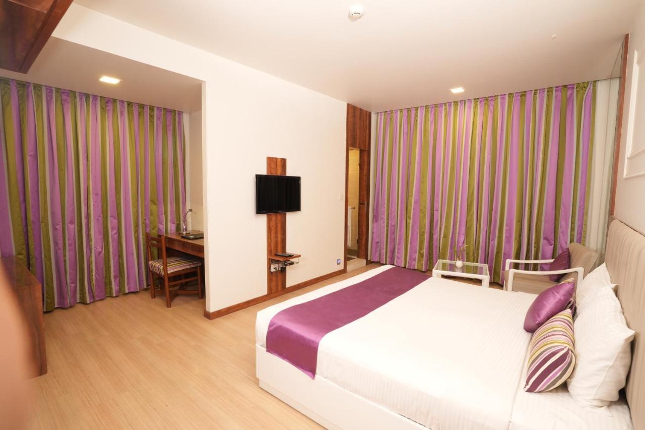 Hotel Hardeo Nágpur Exteriér fotografie