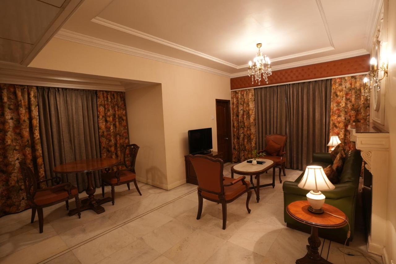 Hotel Hardeo Nágpur Exteriér fotografie