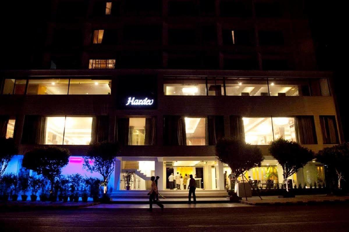 Hotel Hardeo Nágpur Exteriér fotografie